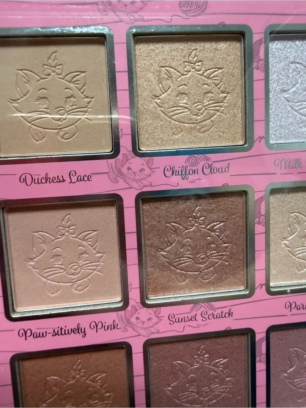 Disney The Aristocats Marie Eyeshadow Palette *NEW